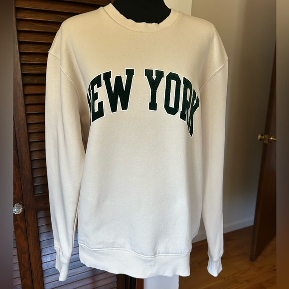 Cream 'New York' Sweatshirt Size M - Picture 2 of 11